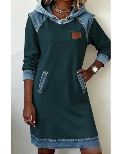 Lara – Dżinsowa sukienka z kapturem